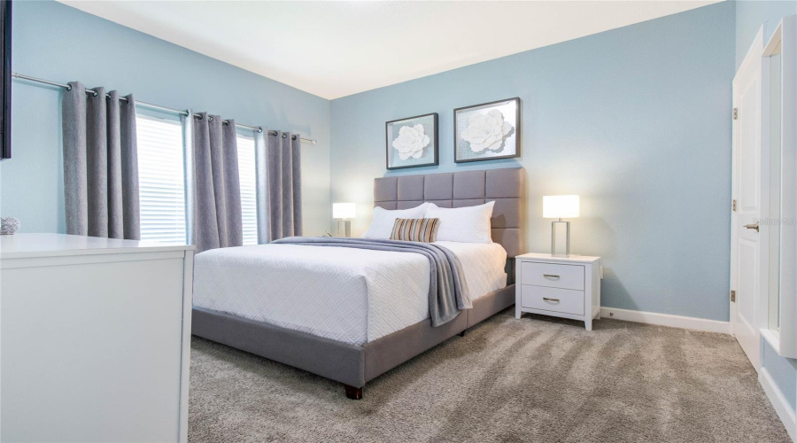 DAVENPORT, Florida 33896, 4 Bedrooms Bedrooms, ,3 BathroomsBathrooms,Residential,For Sale,PEBBLE BEACH,MFRO6248369