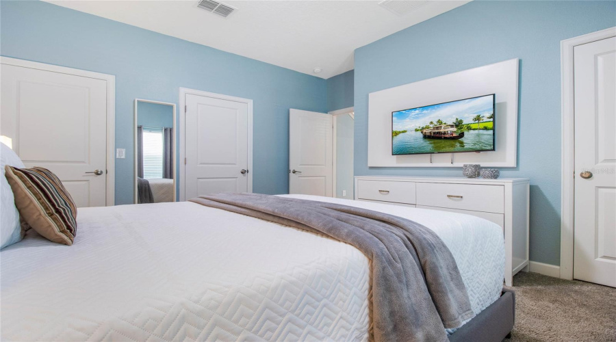 DAVENPORT, Florida 33896, 4 Bedrooms Bedrooms, ,3 BathroomsBathrooms,Residential,For Sale,PEBBLE BEACH,MFRO6248369