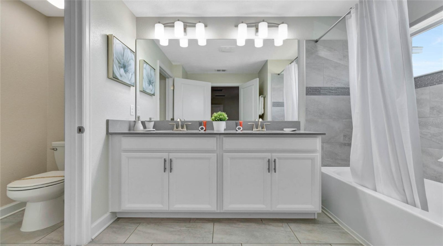 DAVENPORT, Florida 33896, 4 Bedrooms Bedrooms, ,3 BathroomsBathrooms,Residential,For Sale,PEBBLE BEACH,MFRO6248369