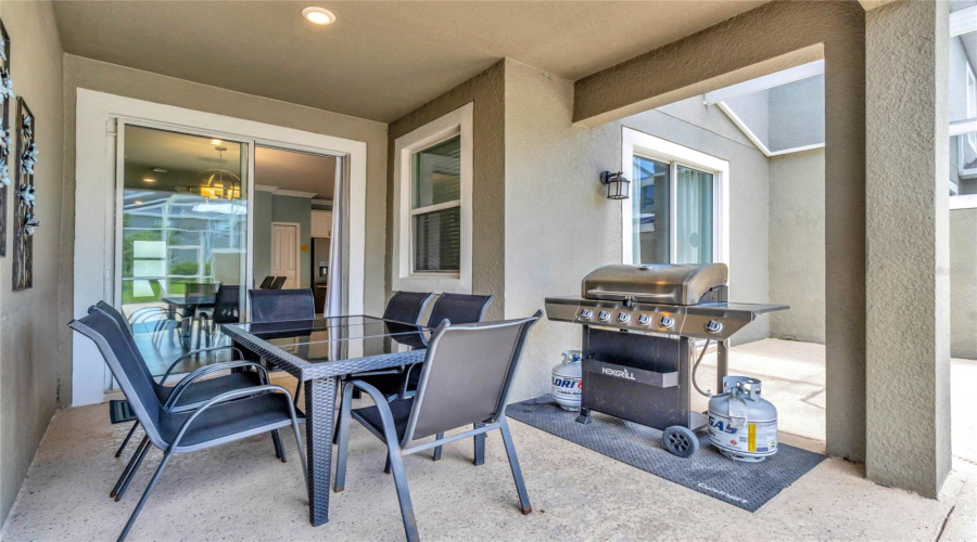 DAVENPORT, Florida 33896, 4 Bedrooms Bedrooms, ,3 BathroomsBathrooms,Residential,For Sale,PEBBLE BEACH,MFRO6248369