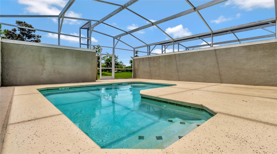 DAVENPORT, Florida 33896, 4 Bedrooms Bedrooms, ,3 BathroomsBathrooms,Residential,For Sale,PEBBLE BEACH,MFRO6248369