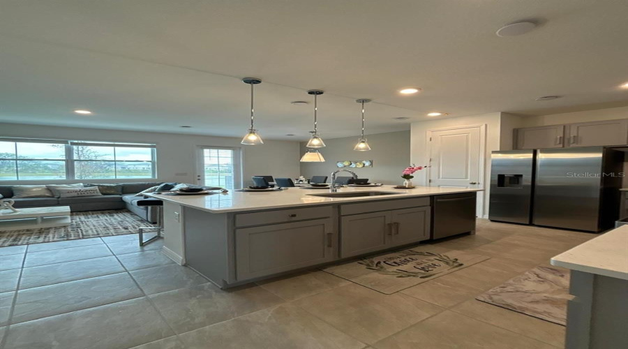 DAVENPORT, Florida 33896, 3 Bedrooms Bedrooms, ,2 BathroomsBathrooms,Residential,For Sale,LONGBOAT,0,MFRS5111671
