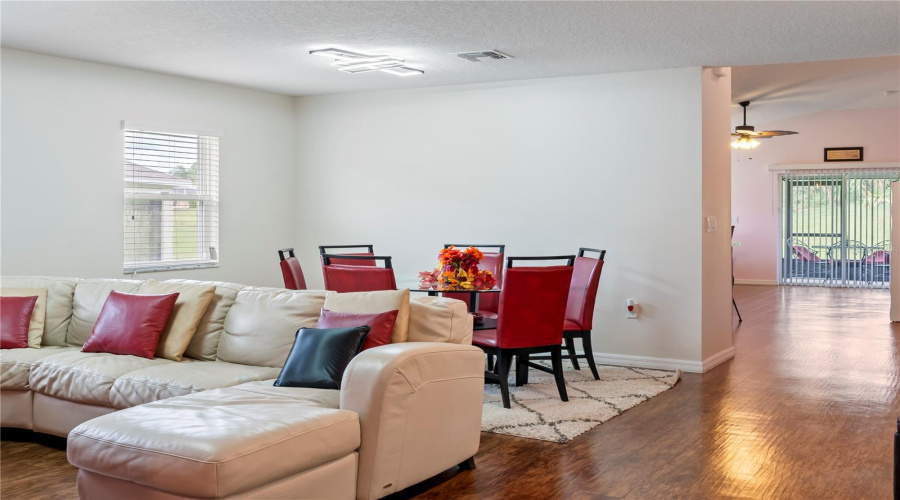 DAVENPORT, Florida 33897, 4 Bedrooms Bedrooms, ,2 BathroomsBathrooms,Residential,For Sale,BELLA VERANO,0,MFRO6249211