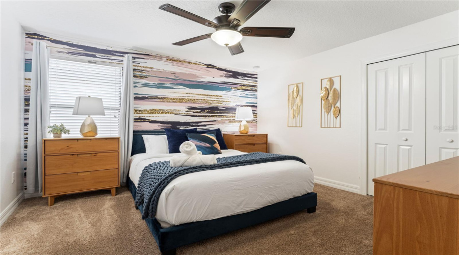 DAVENPORT, Florida 33896, 8 Bedrooms Bedrooms, ,5 BathroomsBathrooms,Residential,For Sale,THUNDERBIRD,0,MFRO6246013