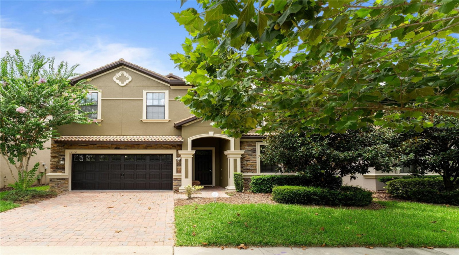 DAVENPORT, Florida 33896, 8 Bedrooms Bedrooms, ,5 BathroomsBathrooms,Residential,For Sale,THUNDERBIRD,0,MFRO6246013