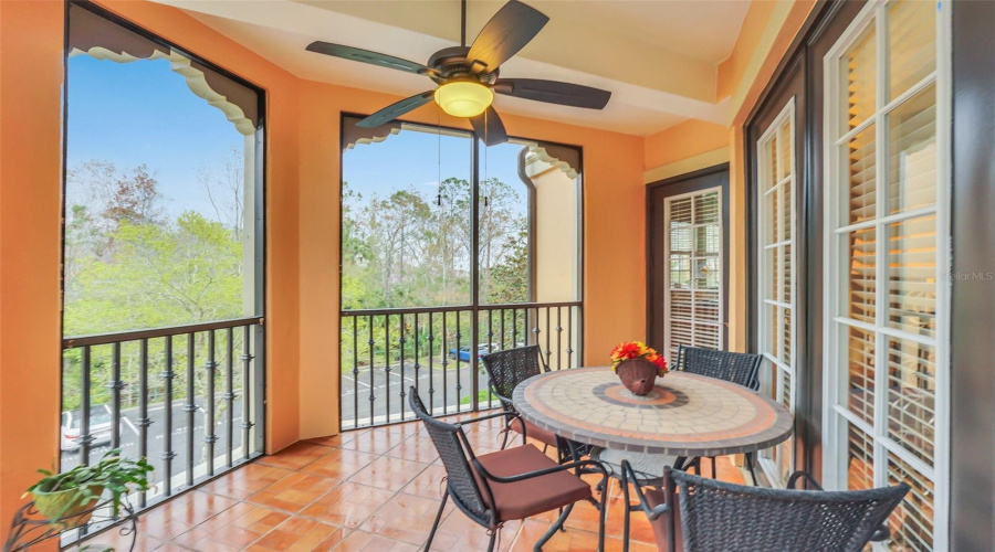 Corner Screened Patio