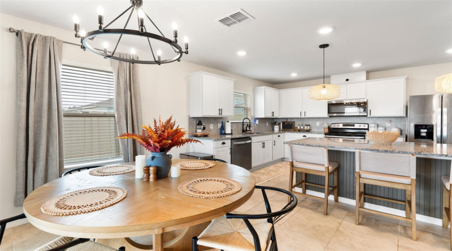 DAVENPORT, Florida 33837, 4 Bedrooms Bedrooms, ,2 BathroomsBathrooms,Residential,For Sale,SUGARWOOD,0,MFRO6249610