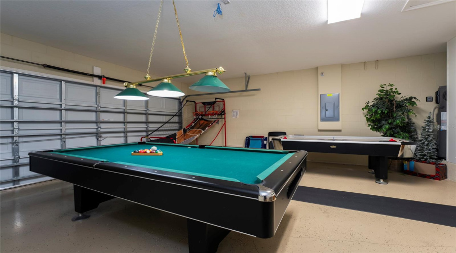 Davenport, Florida 33896, 4 Bedrooms Bedrooms, ,3 Bathroomsbathrooms,Residential,For Sale,Balmoral Dr,Mfrs5114070