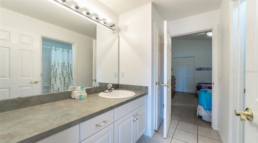 Davenport, Florida 33896, 4 Bedrooms Bedrooms, ,3 Bathroomsbathrooms,Residential,For Sale,Balmoral Dr,Mfrs5114070