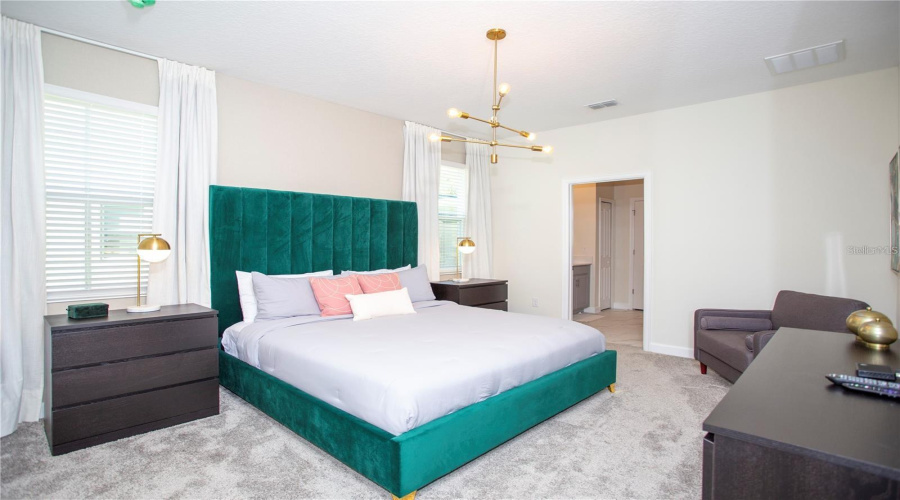 KISSIMMEE, Florida 34746, 7 Bedrooms Bedrooms, ,5 BathroomsBathrooms,Residential,For Sale,TARGET,0,MFRS5103555