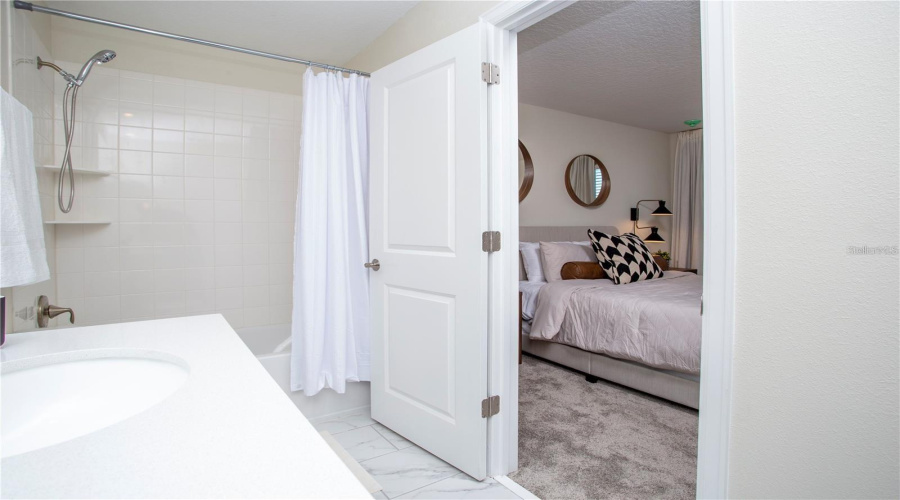 KISSIMMEE, Florida 34746, 7 Bedrooms Bedrooms, ,5 BathroomsBathrooms,Residential,For Sale,TARGET,0,MFRS5103555