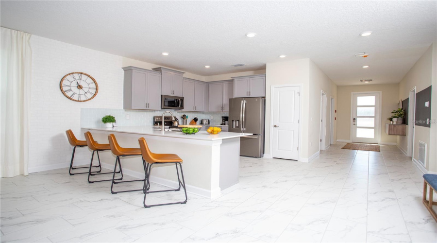 KISSIMMEE, Florida 34746, 7 Bedrooms Bedrooms, ,5 BathroomsBathrooms,Residential,For Sale,TARGET,0,MFRS5103555