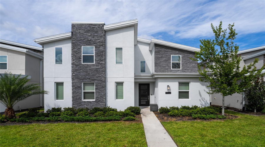 KISSIMMEE, Florida 34746, 8 Bedrooms Bedrooms, ,5 BathroomsBathrooms,Residential,For Sale,TARGET,0,MFRO6250884