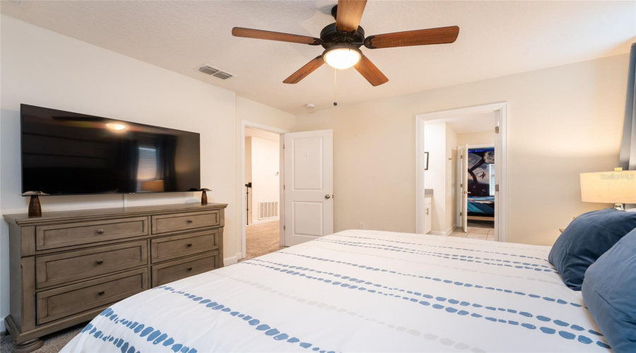 KISSIMMEE, Florida 34746, 8 Bedrooms Bedrooms, ,5 BathroomsBathrooms,Residential,For Sale,TARGET,0,MFRO6250884