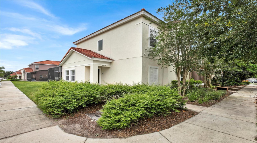 KISSIMMEE, Florida 34746, 4 Bedrooms Bedrooms, ,3 BathroomsBathrooms,Residential,For Sale,BALENO,0,MFRO6251650