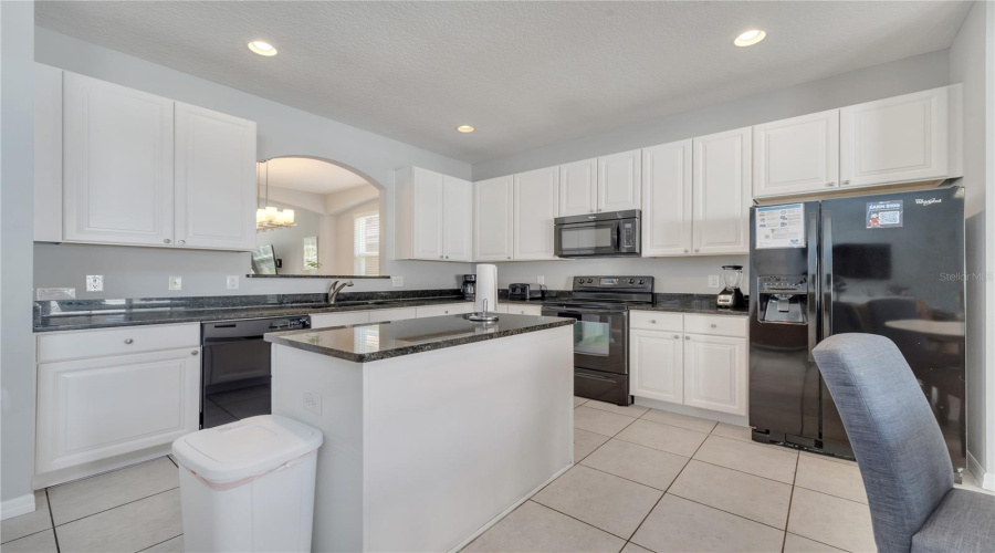 KISSIMMEE, Florida 34746, 6 Bedrooms Bedrooms, ,5 BathroomsBathrooms,Residential,For Sale,DHARMA,0,MFRS5114389