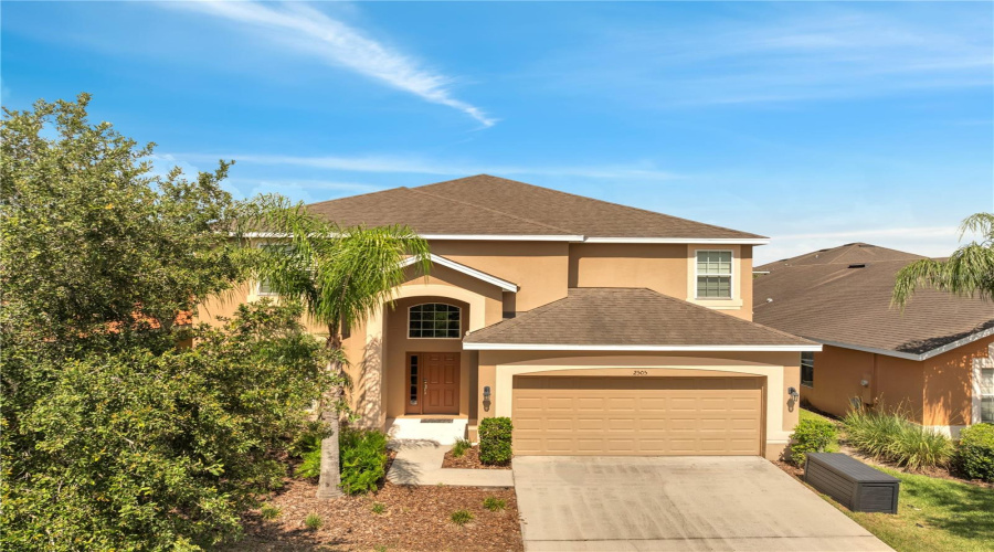 KISSIMMEE, Florida 34746, 6 Bedrooms Bedrooms, ,5 BathroomsBathrooms,Residential,For Sale,DHARMA,0,MFRS5114389