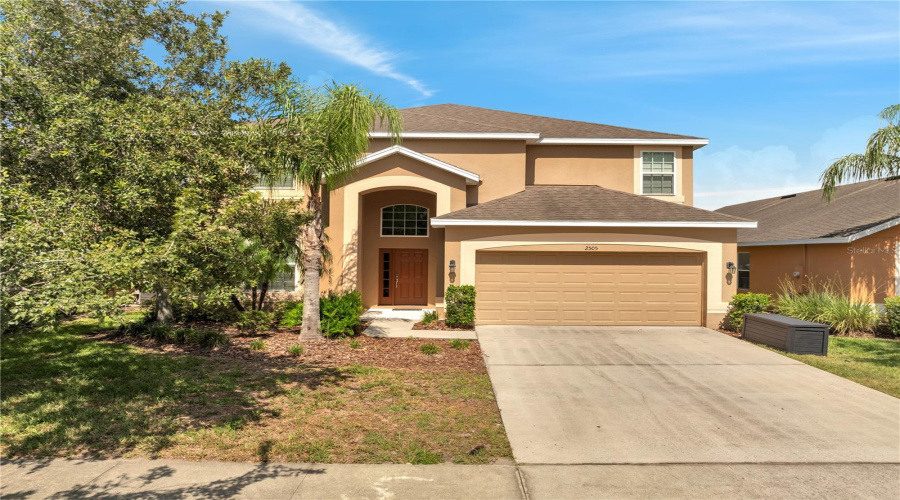 KISSIMMEE, Florida 34746, 6 Bedrooms Bedrooms, ,5 BathroomsBathrooms,Residential,For Sale,DHARMA,0,MFRS5114389
