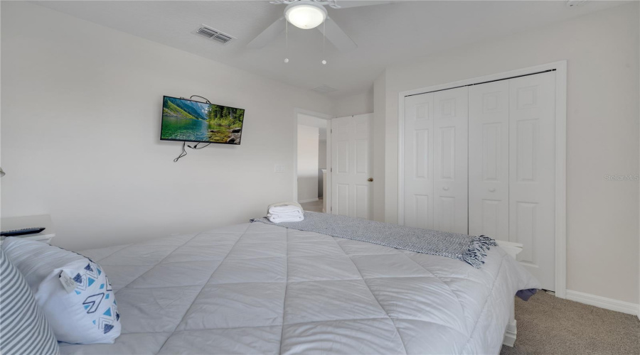 KISSIMMEE, Florida 34746, 6 Bedrooms Bedrooms, ,5 BathroomsBathrooms,Residential,For Sale,DHARMA,0,MFRS5114389