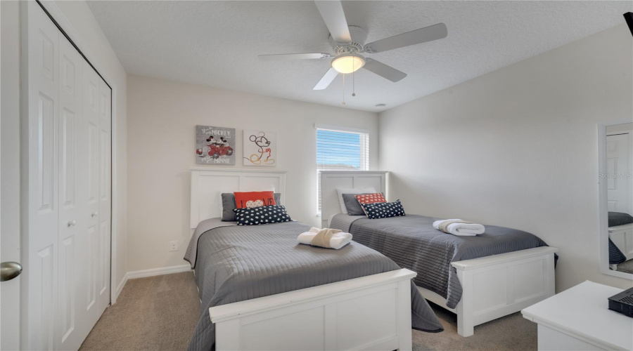 KISSIMMEE, Florida 34746, 6 Bedrooms Bedrooms, ,5 BathroomsBathrooms,Residential,For Sale,DHARMA,0,MFRS5114389