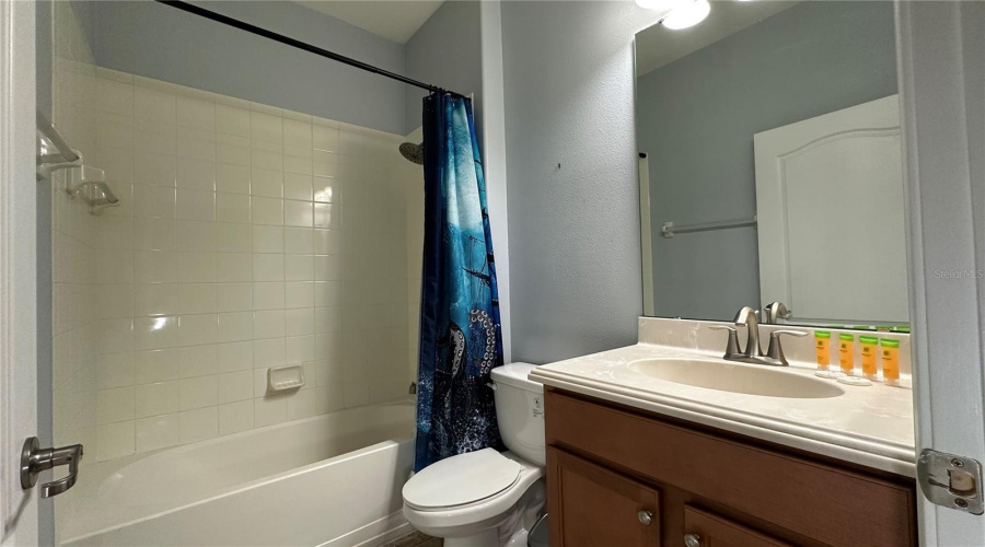 KISSIMMEE, Florida 34747, 6 Bedrooms Bedrooms, ,5 BathroomsBathrooms,Residential,For Sale,CANDY PALM,0,MFRS5114396