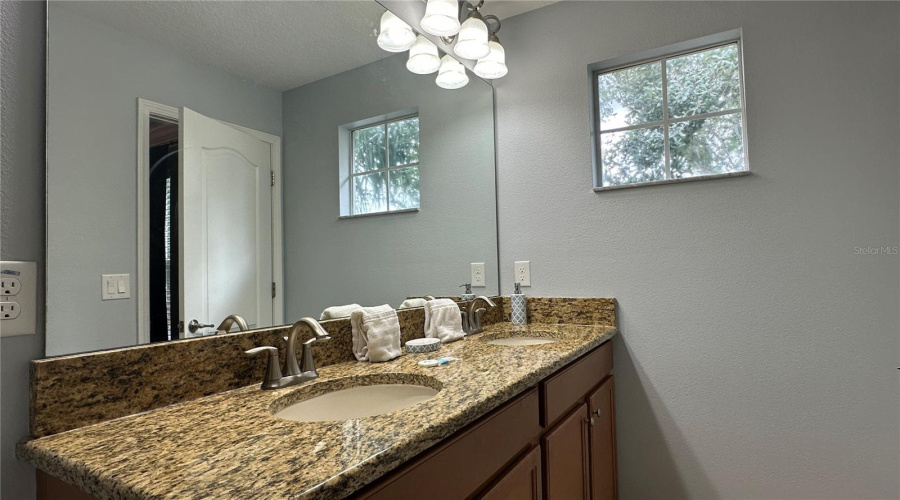 KISSIMMEE, Florida 34747, 6 Bedrooms Bedrooms, ,5 BathroomsBathrooms,Residential,For Sale,CANDY PALM,0,MFRS5114396