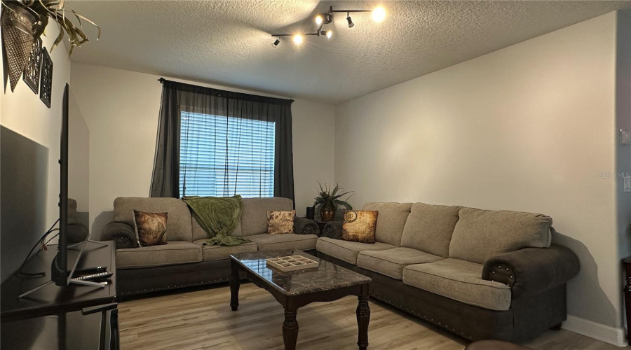 KISSIMMEE, Florida 34747, 6 Bedrooms Bedrooms, ,5 BathroomsBathrooms,Residential,For Sale,CANDY PALM,0,MFRS5114396