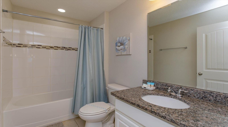 DAVENPORT, Florida 33837, 5 Bedrooms Bedrooms, ,4 BathroomsBathrooms,Residential,For Sale,WILDWOOD,0,MFRO6251831