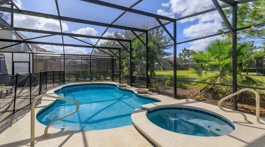 DAVENPORT, Florida 33837, 5 Bedrooms Bedrooms, ,4 BathroomsBathrooms,Residential,For Sale,WILDWOOD,0,MFRO6251831