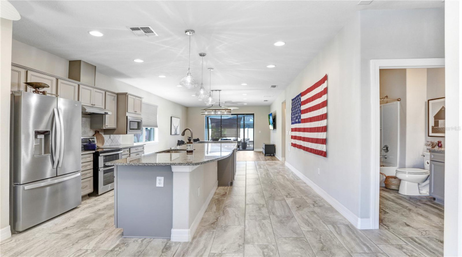 DAVENPORT, Florida 33837, 2 Bedrooms Bedrooms, ,2 BathroomsBathrooms,Residential,For Sale,TOMELLOSO,0,MFRTB8314438