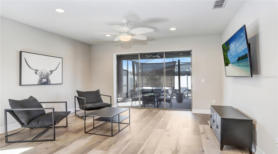 DAVENPORT, Florida 33837, 2 Bedrooms Bedrooms, ,2 BathroomsBathrooms,Residential,For Sale,TOMELLOSO,0,MFRTB8314438