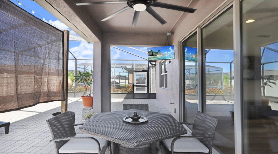 DAVENPORT, Florida 33837, 2 Bedrooms Bedrooms, ,2 BathroomsBathrooms,Residential,For Sale,TOMELLOSO,0,MFRTB8314438