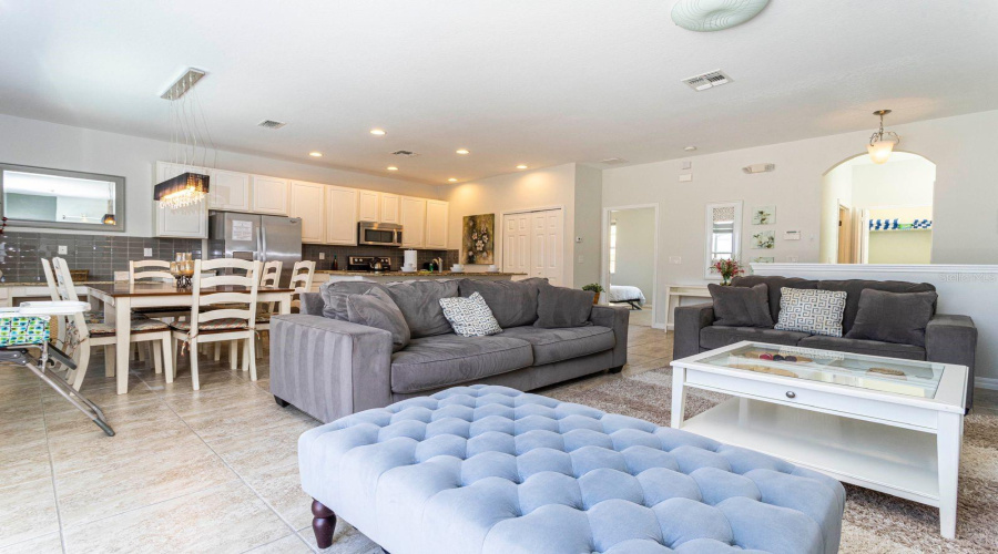 KISSIMMEE, Florida 34746, 4 Bedrooms Bedrooms, ,3 BathroomsBathrooms,Residential,For Sale,LAS FUENTES,0,MFRO6252418