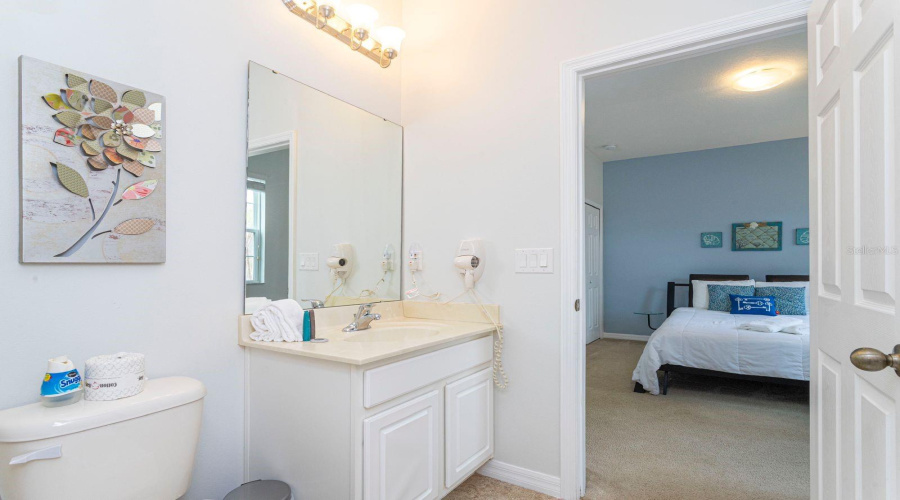KISSIMMEE, Florida 34746, 4 Bedrooms Bedrooms, ,3 BathroomsBathrooms,Residential,For Sale,LAS FUENTES,0,MFRO6252418