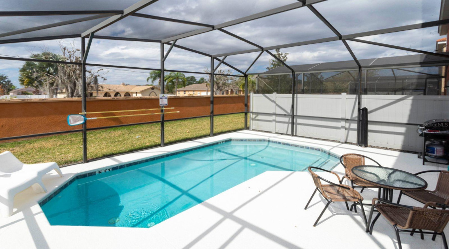 KISSIMMEE, Florida 34746, 4 Bedrooms Bedrooms, ,3 BathroomsBathrooms,Residential,For Sale,LAS FUENTES,0,MFRO6252418