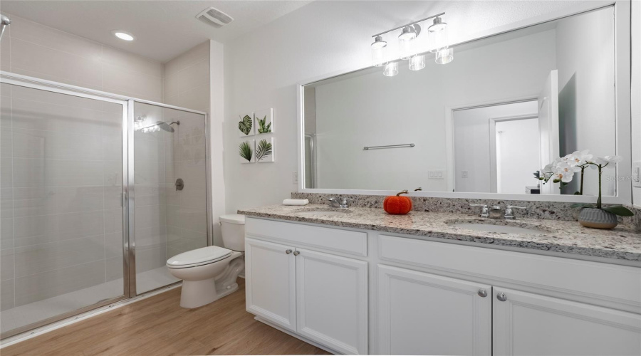 DAVENPORT, Florida 33837, 4 Bedrooms Bedrooms, ,3 BathroomsBathrooms,Residential,For Sale,TERRASONESTA,MFRS5114326