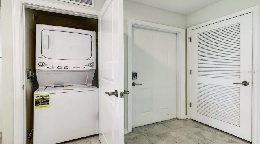 KISSIMMEE, Florida 34746, 3 Bedrooms Bedrooms, ,2 BathroomsBathrooms,Residential,For Sale,PARADOX,0,MFRO6249704
