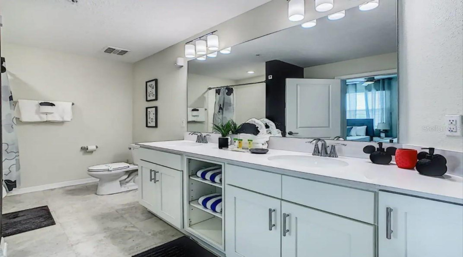 KISSIMMEE, Florida 34746, 3 Bedrooms Bedrooms, ,2 BathroomsBathrooms,Residential,For Sale,PARADOX,0,MFRO6249704