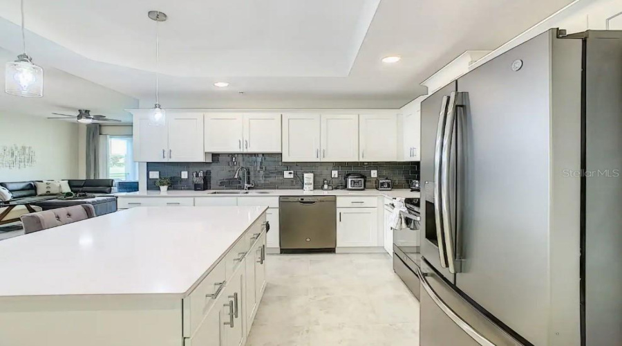 KISSIMMEE, Florida 34746, 3 Bedrooms Bedrooms, ,2 BathroomsBathrooms,Residential,For Sale,PARADOX,0,MFRO6249704