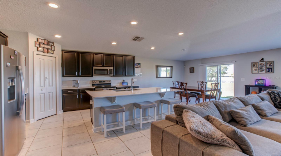 DAVENPORT, Florida 33837, 4 Bedrooms Bedrooms, ,2 BathroomsBathrooms,Residential,For Sale,TAFT,0,MFRO6252566