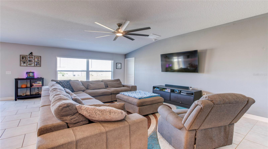 DAVENPORT, Florida 33837, 4 Bedrooms Bedrooms, ,2 BathroomsBathrooms,Residential,For Sale,TAFT,0,MFRO6252566