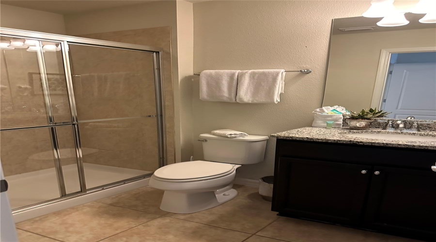 KISSIMMEE, Florida 34747, 5 Bedrooms Bedrooms, ,4 BathroomsBathrooms,Residential,For Sale,RHODES,0,MFRO6252084