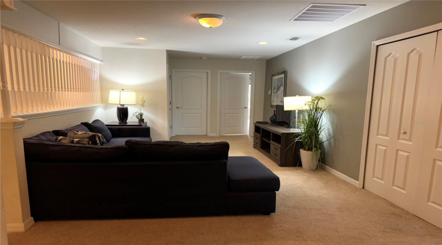 KISSIMMEE, Florida 34747, 5 Bedrooms Bedrooms, ,4 BathroomsBathrooms,Residential,For Sale,RHODES,0,MFRO6252084