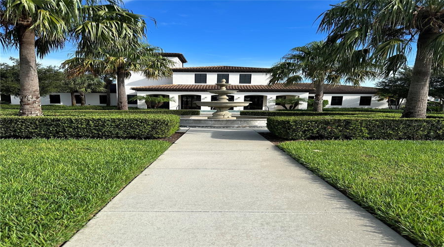 KISSIMMEE, Florida 34747, 5 Bedrooms Bedrooms, ,4 BathroomsBathrooms,Residential,For Sale,RHODES,0,MFRO6252084