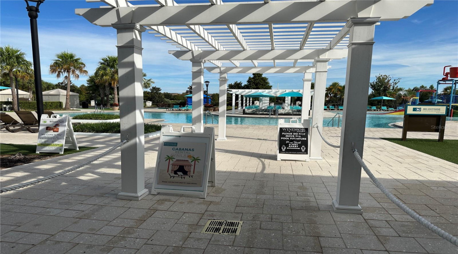 KISSIMMEE, Florida 34747, 5 Bedrooms Bedrooms, ,4 BathroomsBathrooms,Residential,For Sale,RHODES,0,MFRO6252084