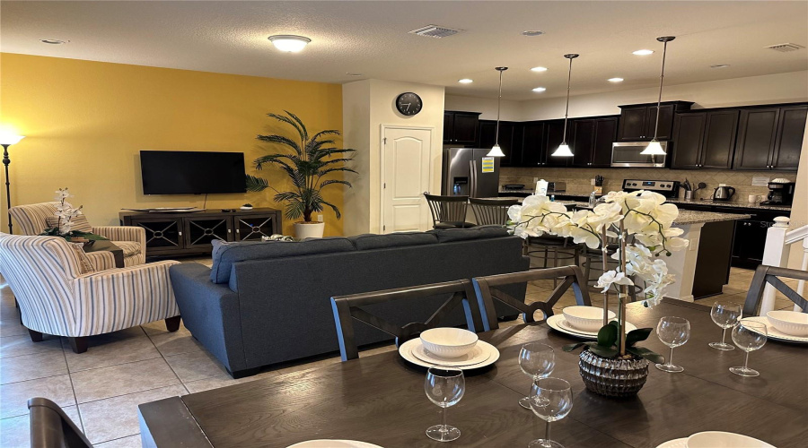 KISSIMMEE, Florida 34747, 5 Bedrooms Bedrooms, ,4 BathroomsBathrooms,Residential,For Sale,RHODES,0,MFRO6252084