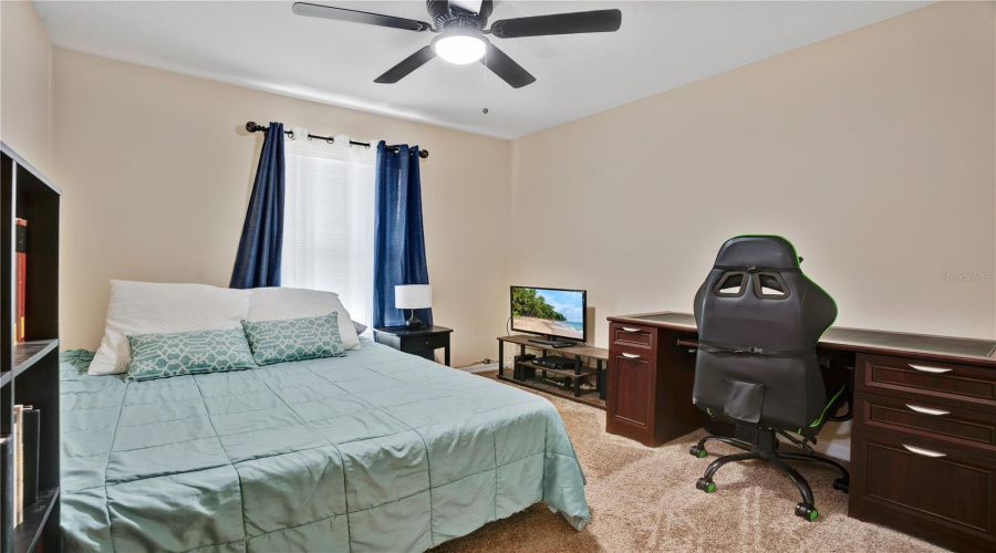 DAVENPORT, Florida 33896, 4 Bedrooms Bedrooms, ,2 BathroomsBathrooms,Residential,For Sale,ROBIN,0,MFRO6198941