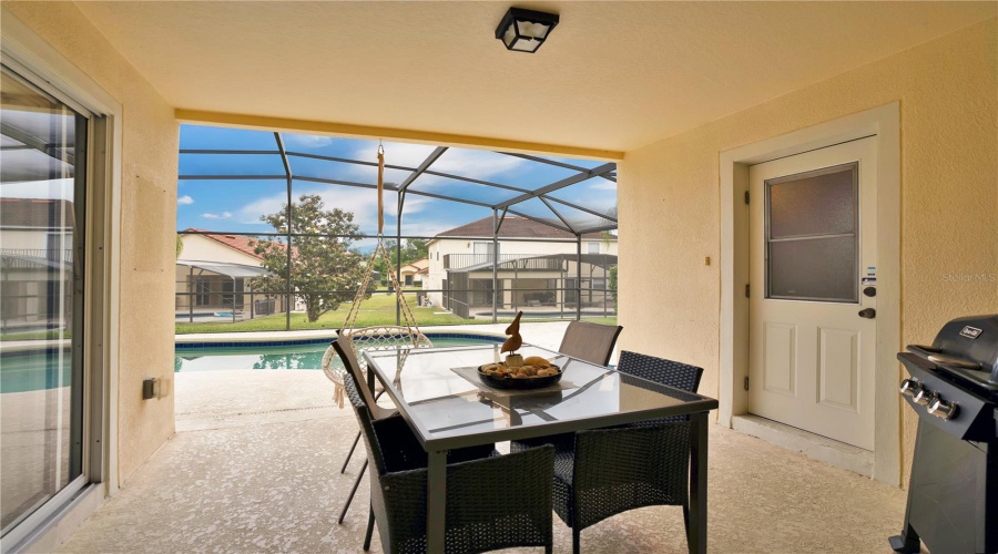 DAVENPORT, Florida 33896, 4 Bedrooms Bedrooms, ,2 BathroomsBathrooms,Residential,For Sale,ROBIN,0,MFRO6198941