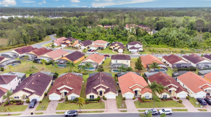 DAVENPORT, Florida 33896, 4 Bedrooms Bedrooms, ,2 BathroomsBathrooms,Residential,For Sale,ROBIN,0,MFRO6198941