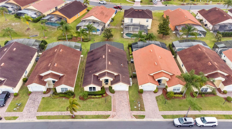 DAVENPORT, Florida 33896, 4 Bedrooms Bedrooms, ,2 BathroomsBathrooms,Residential,For Sale,ROBIN,0,MFRO6198941